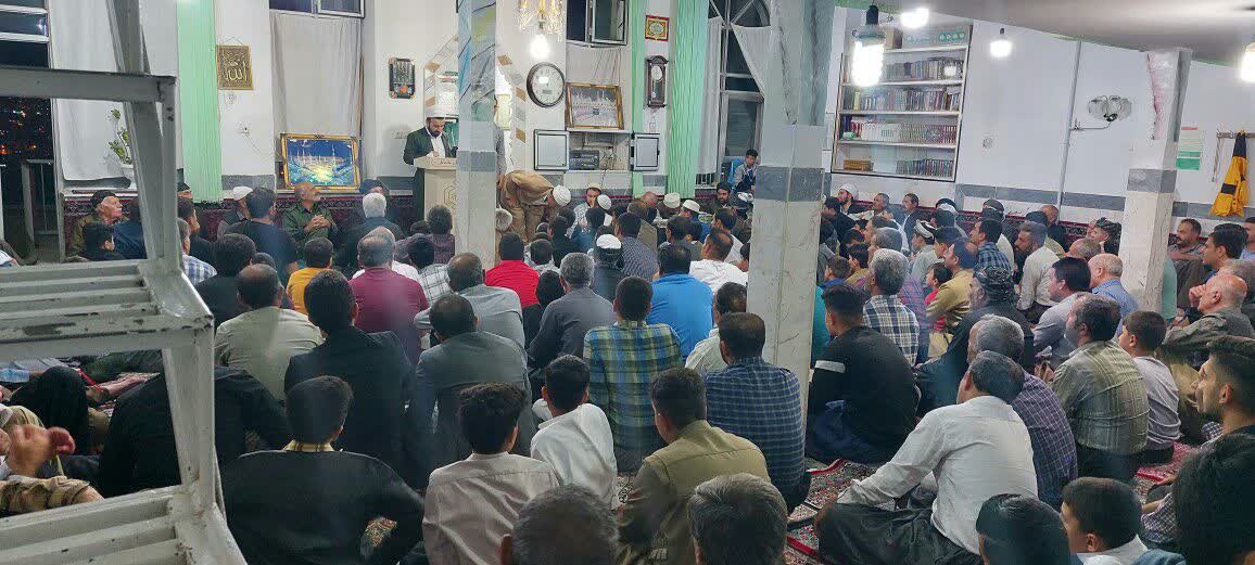 برگزاري مراسم مولودي خواني در مسجد حضرت اسماعيل سنندج