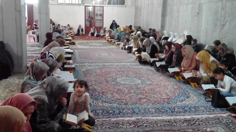 برگزاري پويش ختم قرآن و صلوات در کانون سلاله طيبه سنندج
