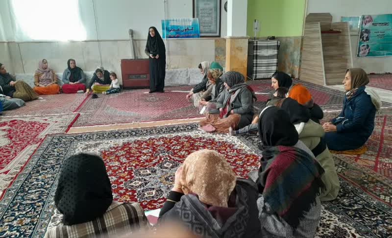 برگزاري کلاس احکام و تفسير قرآن کريم در کانون غدير دهگلان