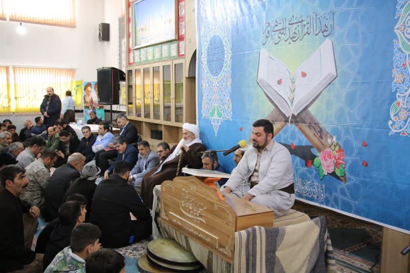 برگزاري محفل انسي با قرآن کريم در بخش کلاترزان سنندج مسجد جامع شويشه